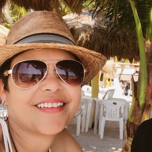 Meet your Posher, Carmen